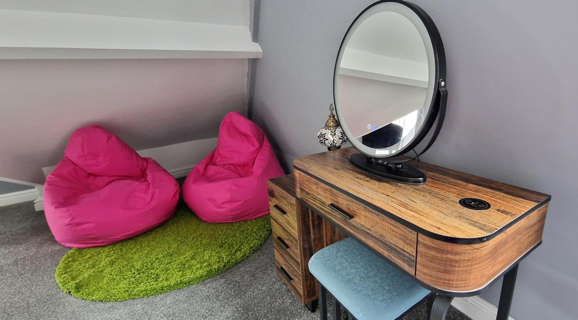 The Penthouse Ny Loft Apartment Barmouth Esterno foto